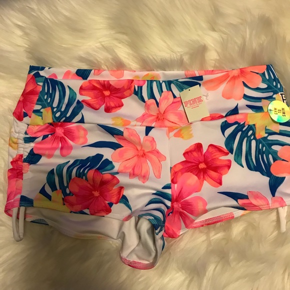 💋SALE💋PINK VICTORIA’S SECRET GYM TO SWIM SHORTIE - Picture 2 of 3